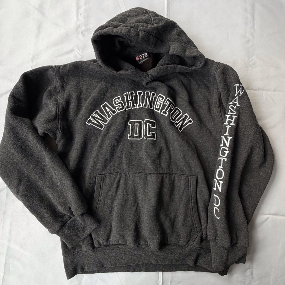 Washington DC charcoal gray long sleeve pullover‎ hoodie women’s medium unisex